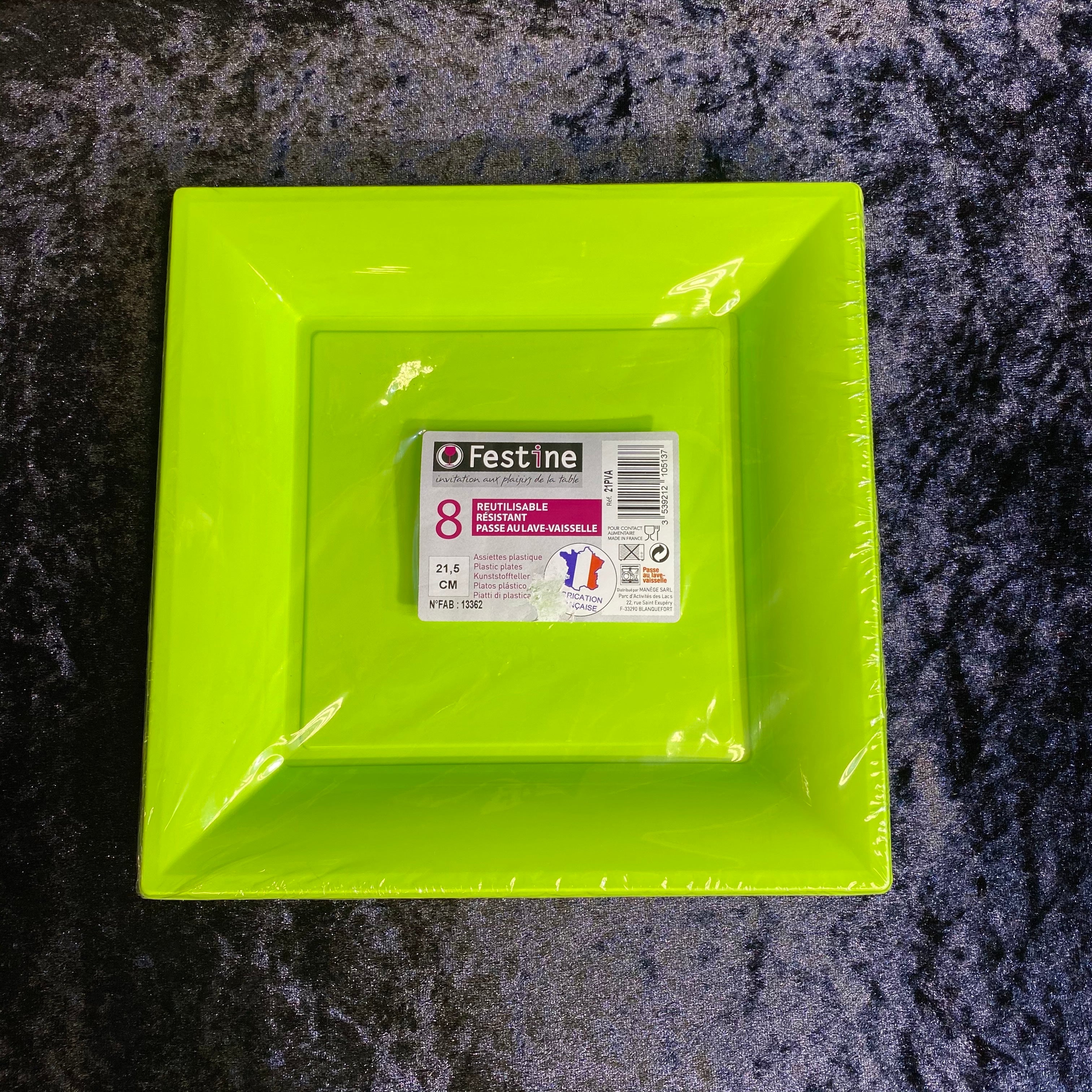 8 square plates, 21.5cm, anise green plastic